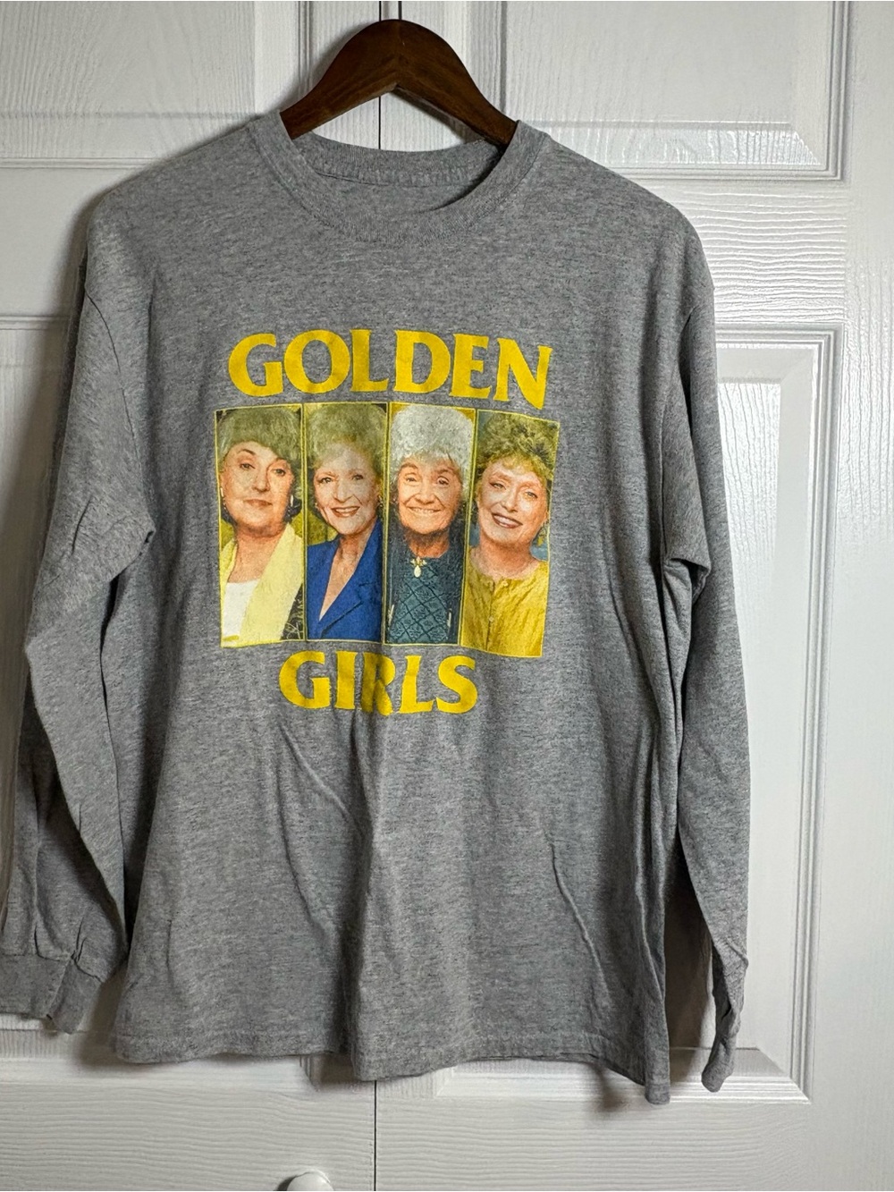Golden Girls Large Gray Long Sleeve Graphic Tee Retro TV Sitcom